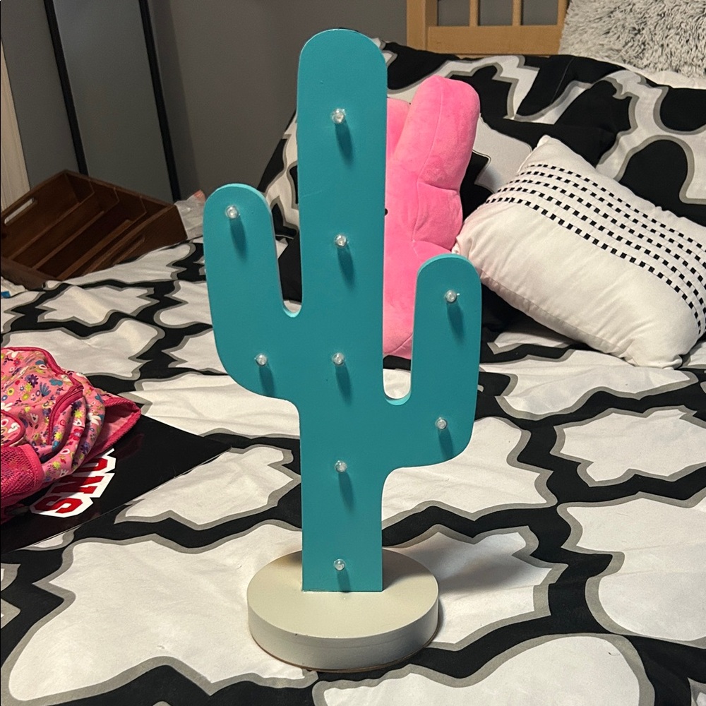 Cactus Light Decor